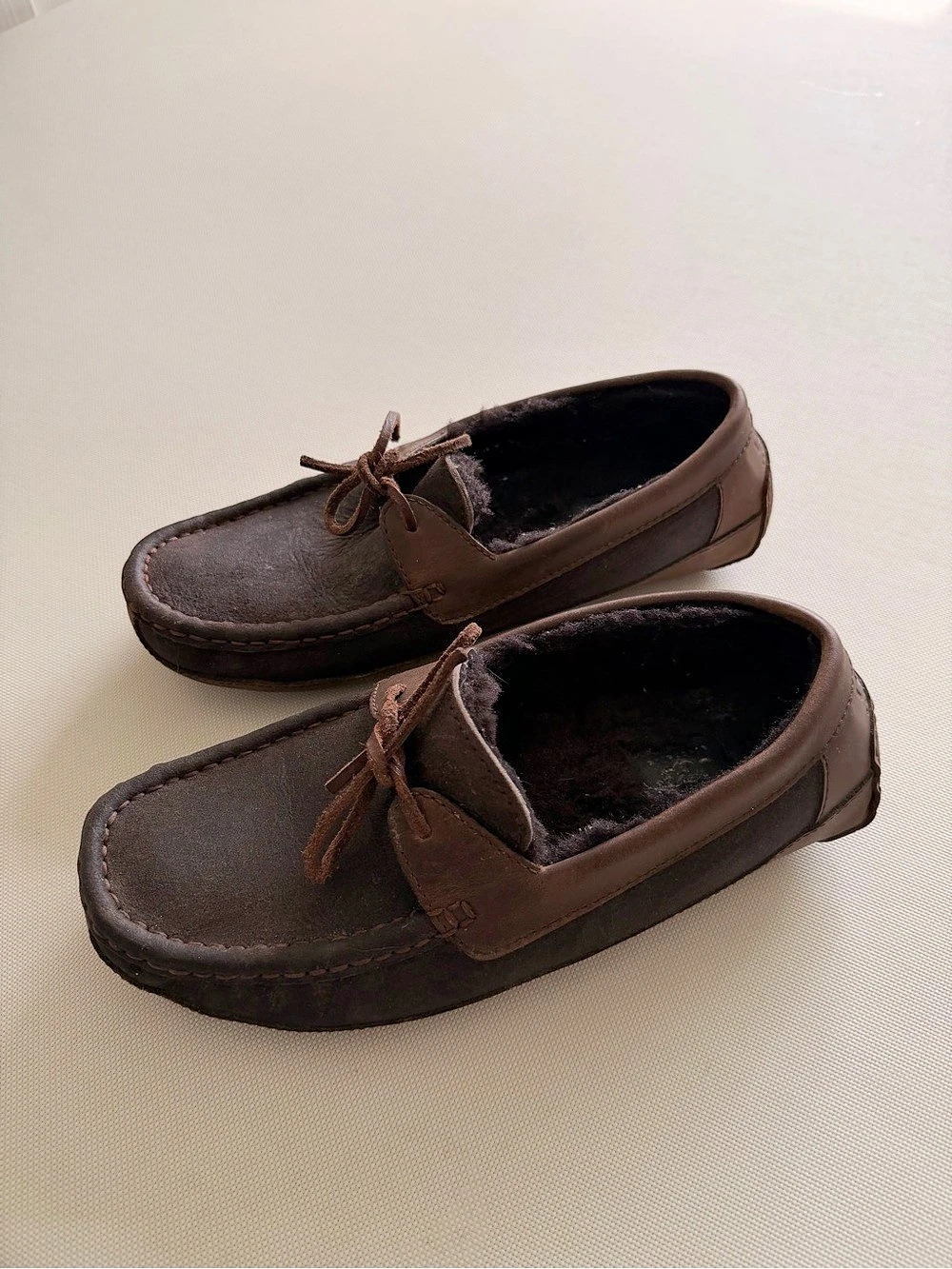 UGG Ascot Men's Brown Leather Sheepskin Lined Moccasin US 9 UK 8